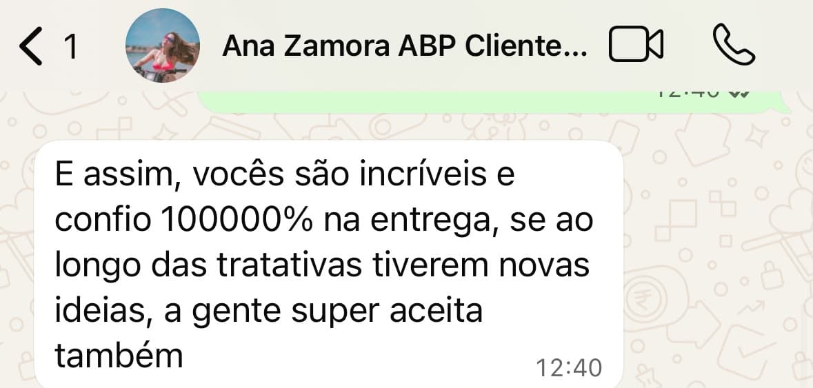 Mensagem de cliente expressando confiança total na equipe Bend 360